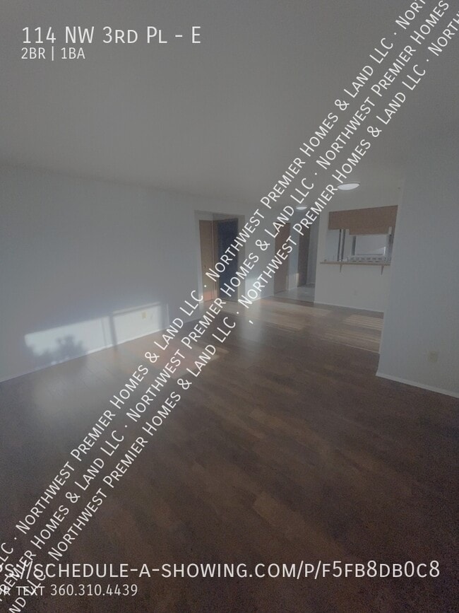 114 NW 3rd Pl in Renton, WA - Building Photo - Building Photo