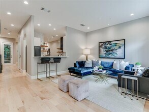 1529 Barton Springs Rd in Austin, TX - Building Photo - Building Photo