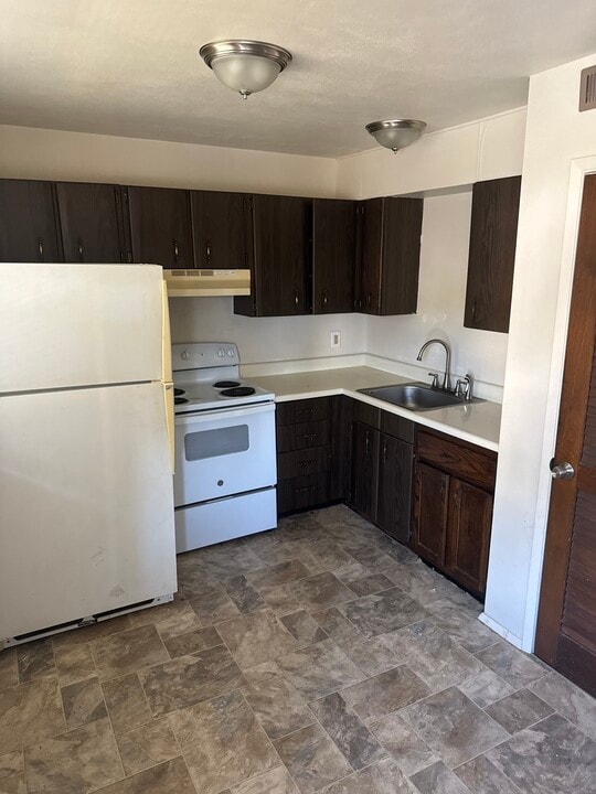 201 Howard Dr, Unit 4 in O'Fallon, IL - Foto de edificio