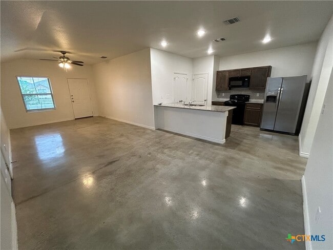 6114 Harriet Tubman Ave in Killeen, TX - Building Photo - Building Photo