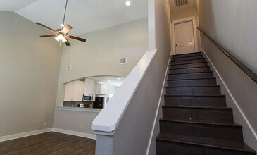 124 Waverly Dr in Bryan, TX - Building Photo - Building Photo