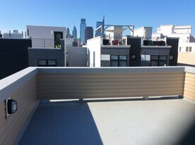 1615 Ogden St in Philadelphia, PA - Building Photo