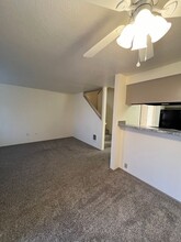 2768 NE Mesa Ct-Unit -3 in Bend, OR - Building Photo - Building Photo