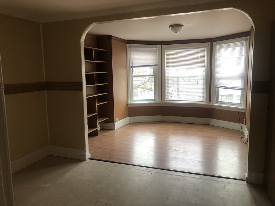 1235 Derry St in Harrisburg, PA - Building Photo