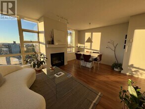 1316-1316 W 11th Ave in Vancouver, BC - Building Photo - Building Photo