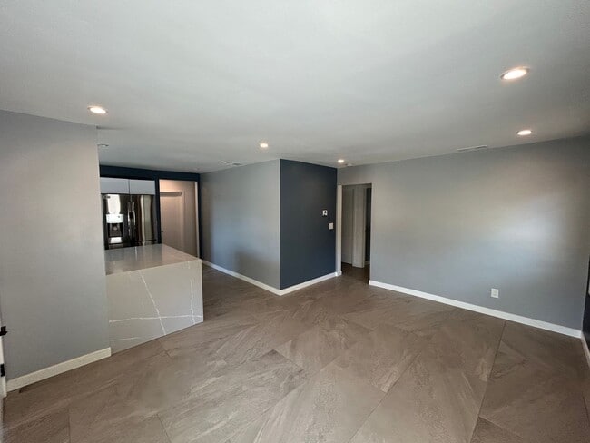 3804 Marron St in San Diego, CA - Building Photo - Building Photo