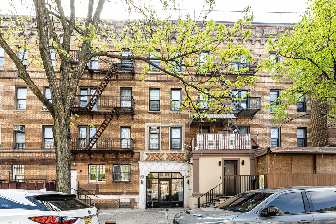 4215 15th Ave in Brooklyn, NY - Building Photo