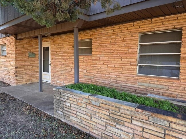 4200 University Ave in Wichita Falls, TX - Building Photo - Building Photo