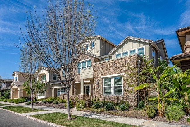 73 Bolide in Irvine, CA - Building Photo - Building Photo