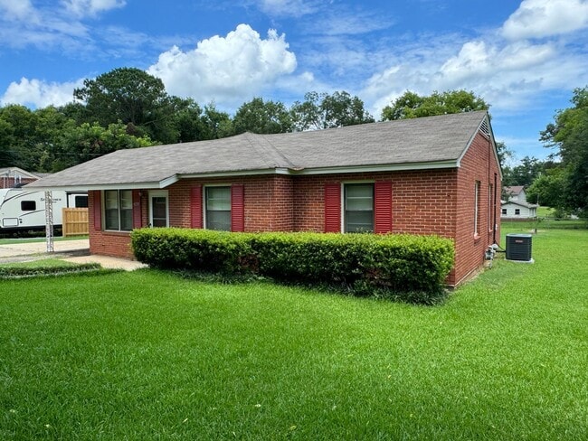 4259 Hickory Dr in Montgomery, AL - Building Photo - Building Photo