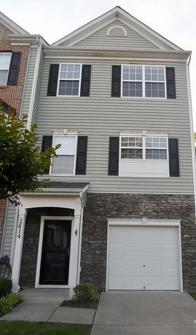 property at 2614 Wyntercrest Ln