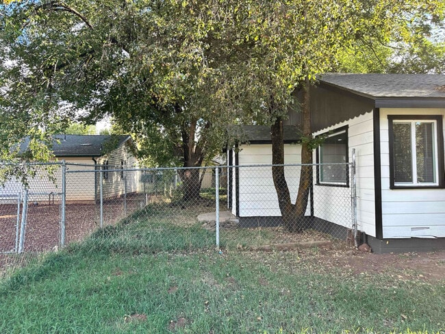 2037 Aspen Dr in Pinetop, AZ - Building Photo - Building Photo