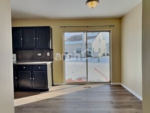 790 Dogwood Ln in Lake In The Hills, IL - Building Photo - Building Photo