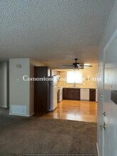 2631 E Uintah St-Unit -B in Colorado Springs, CO - Building Photo - Building Photo