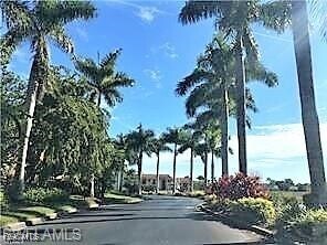 13625 Eagle Ridge Dr in Ft. Myers, FL - Building Photo