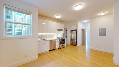 3320 Octavia St in San Francisco, CA - Building Photo - Building Photo