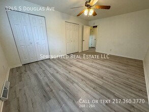 3245 S Douglas Ave in Springfield, IL - Building Photo - Building Photo