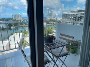 6900 Bay Dr in Miami, FL - Building Photo - Building Photo