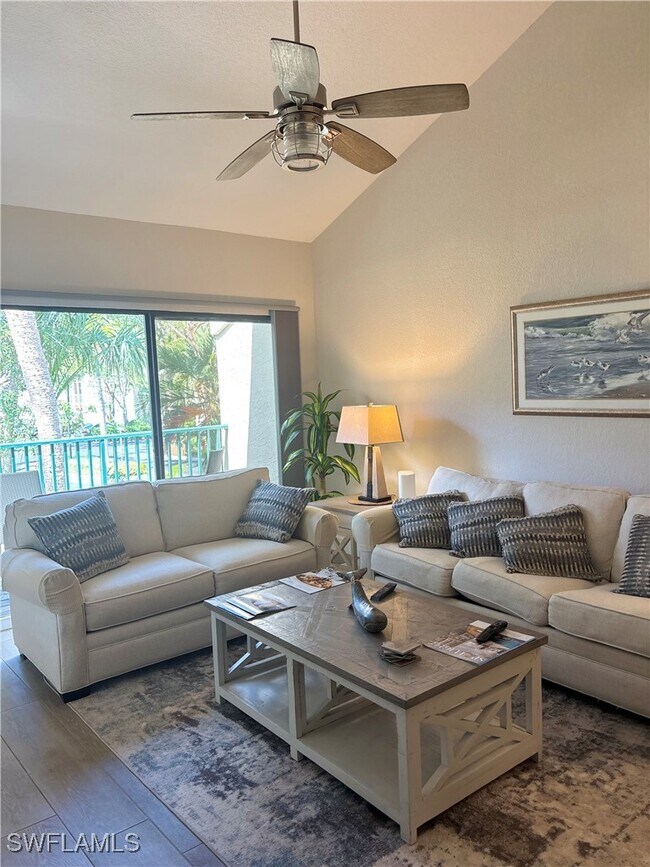 55 Emerald Woods Dr