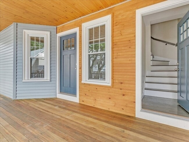 18 Laurel St, Unit 20 in Arlington, MA - Building Photo - Building Photo