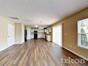 4319 Stone Mountain Dr in Gastonia, NC - Foto de edificio - Building Photo