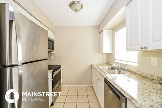 2000 Burning Tree Dr in Titusville, FL - Building Photo - Building Photo