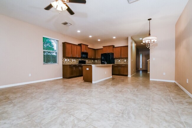 10428 Orchid Mist Ct in Riverview, FL - Building Photo - Building Photo