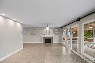 48 N Lake Dr in Antioch, CA - Building Photo - Building Photo