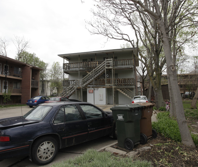 617 S 19th St in Lincoln, NE - Building Photo - Building Photo