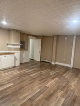 151 S Main St in Rochester, NH - Building Photo - Building Photo