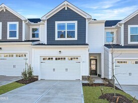 135 Siebold St in Garner, NC - Building Photo