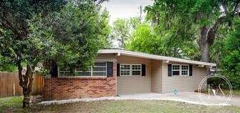 714 Wheeler St in Savannah, GA - Building Photo