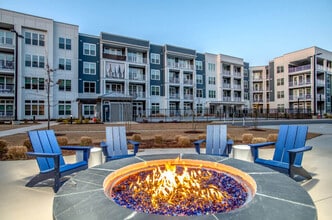 The Retreat at Carteret Place in Morehead City, NC - Foto de edificio - Building Photo