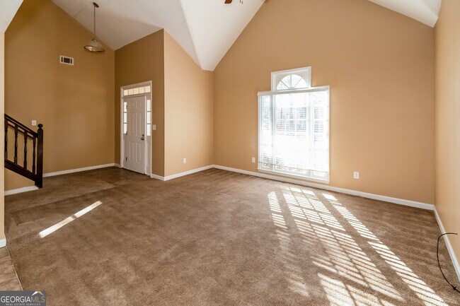 1276 Grindenwald Dr in Jonesboro, GA - Building Photo - Building Photo