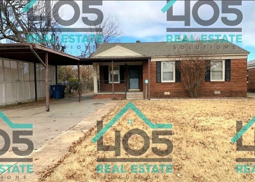 115 W Marshall Dr in Midwest City, OK - Building Photo