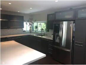 1617 Roscomare Rd in Los Angeles, CA - Building Photo - Building Photo