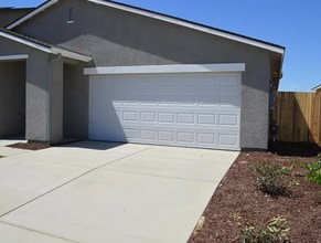 765 Jessie Dr in Merced, CA - Building Photo - Building Photo