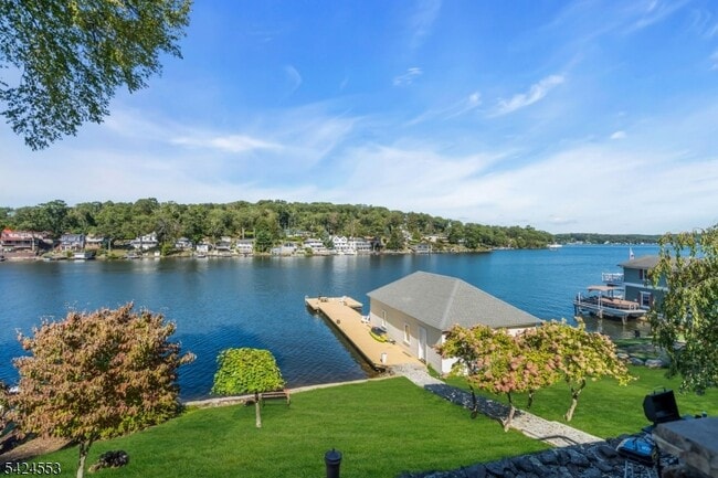 property at 363 Lakeside Blvd