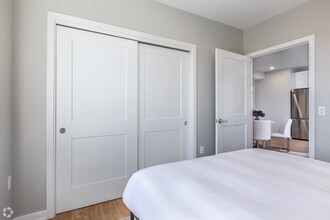 2210 Wisconsin Ave NW in Washington, DC - Building Photo - Building Photo