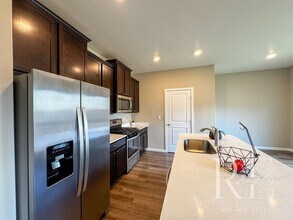 4414 Sand Dollar Dr in Bremerton, WA - Building Photo - Building Photo