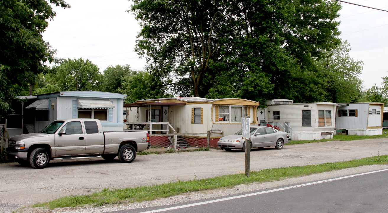 Chuck's Mobile Home Park in Indianapolis, IN - Building Photo