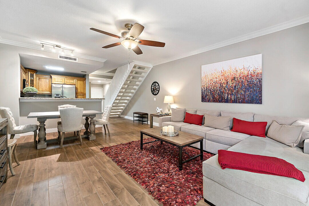 11765 St Andrews Place in Wellington, FL - Building Photo