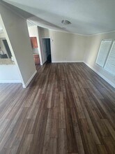 2816 E Lake Rd in Kissimmee, FL - Building Photo - Building Photo