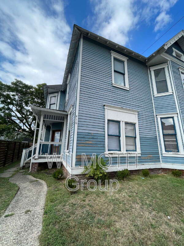 property at 410 E 16th St