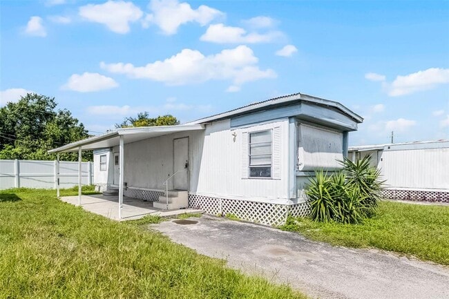2854 Lake Alfred Rd in Winter Haven, FL - Building Photo - Building Photo