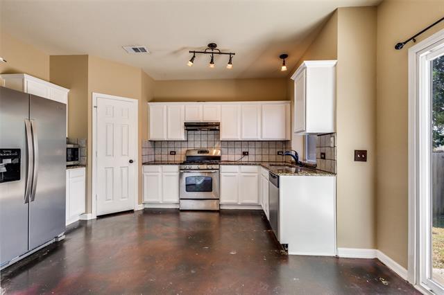 2221 Lilac Cir in McKinney, TX - Building Photo - Building Photo