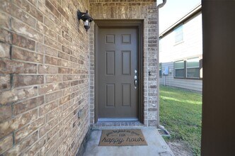 8335 Columbia Forest Dr in Houston, TX - Building Photo - Building Photo