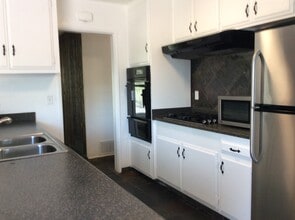 4171 Mt Vernon Ave in Riverside, CA - Building Photo - Building Photo