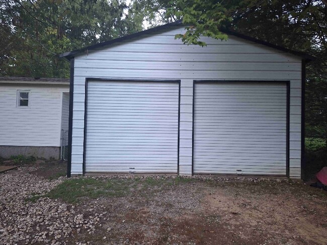 42 Sunshine Dr in Millington, TN - Building Photo - Building Photo