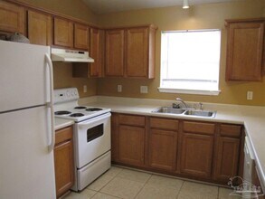5927 Bilek Dr in Pensacola, FL - Building Photo - Building Photo
